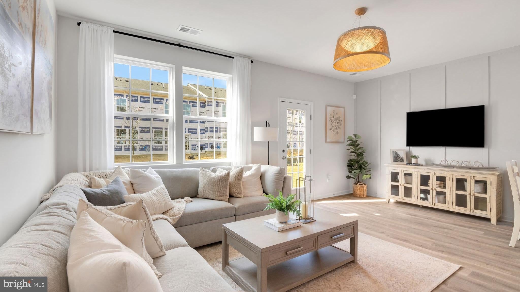 211 HERMOSA Drive – photo 3