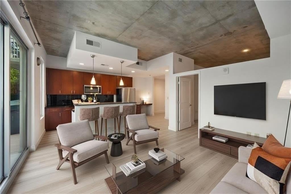44 Peachtree Place NW – photo 3