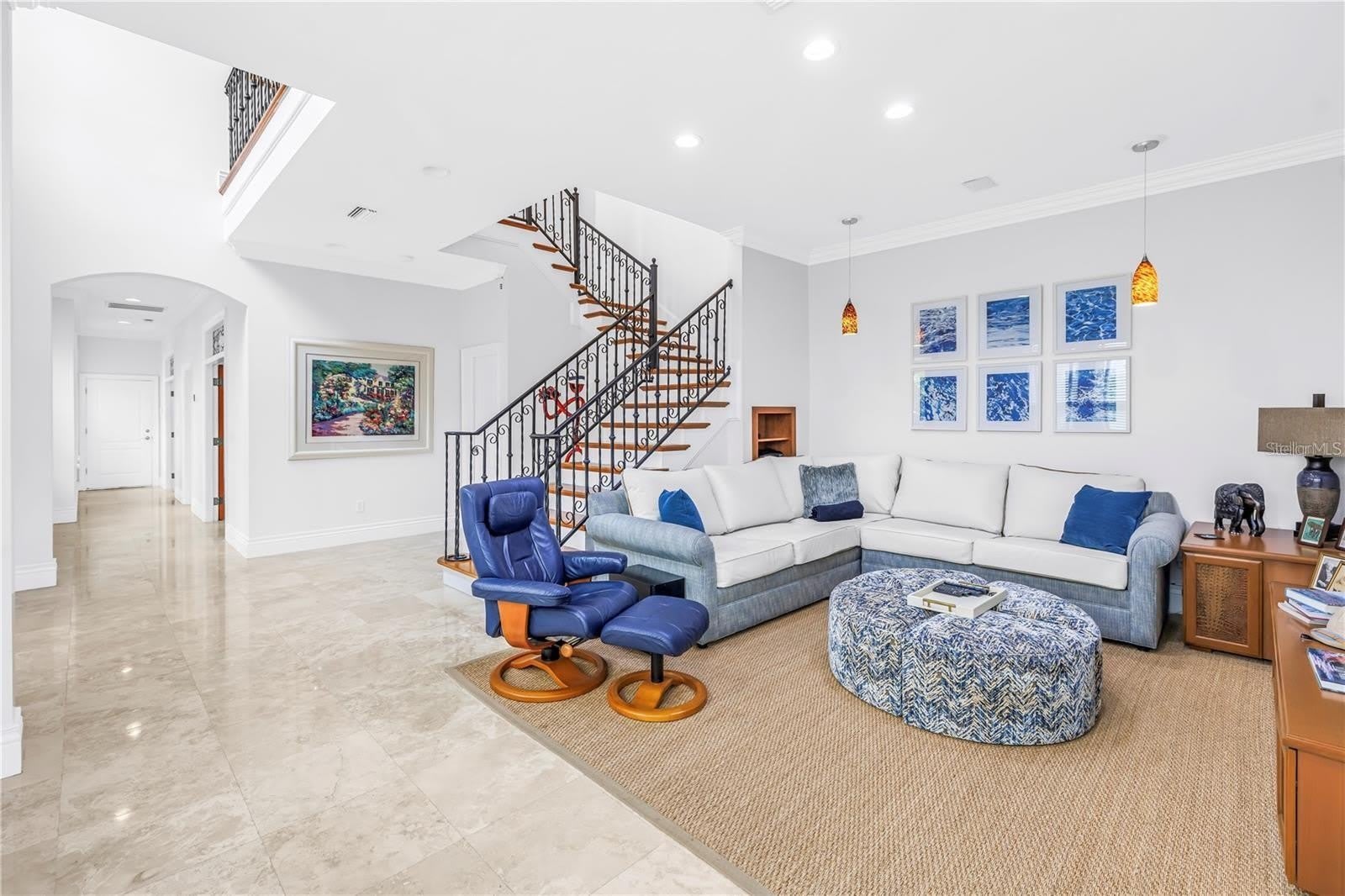 1133 ABBEYS Way – photo 4