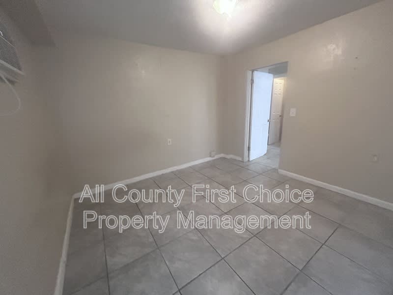2843 1/2 2nd Ave So – photo 5