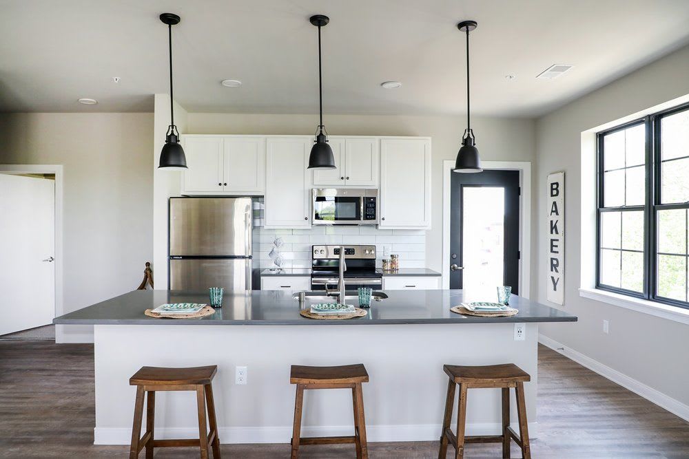 Lamphouse – photo 2