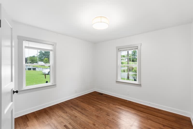 2123 Fenwood Drive – photo 4