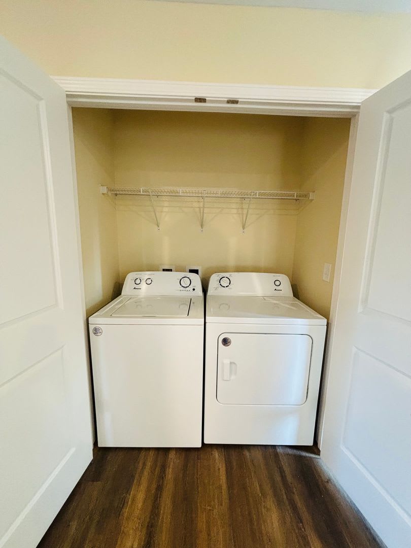 3 Bedroom, 2.5 Bath Townhouse – photo 5