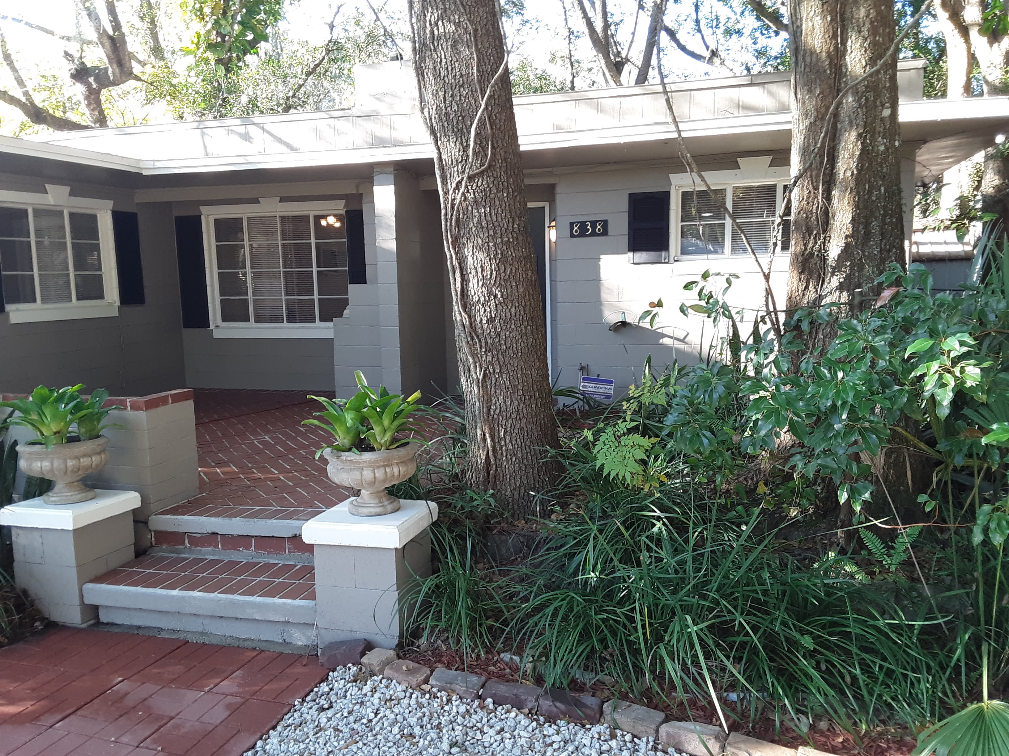 838 Rosalia Drive – photo 2