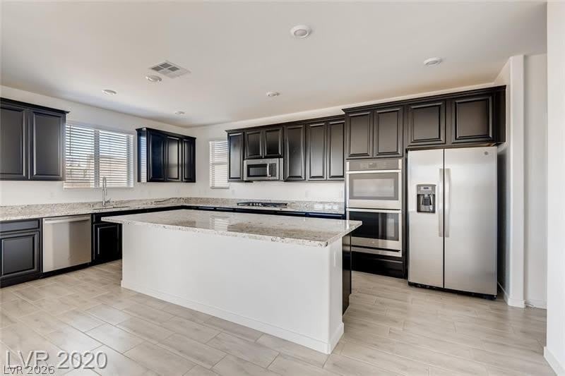 719 Foreign Reef Way – photo 2