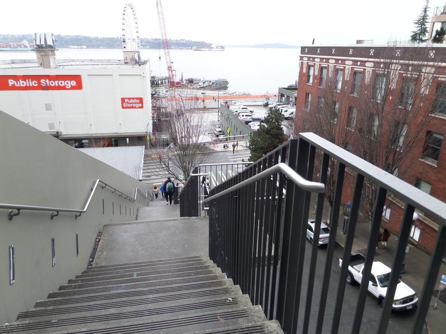 UNBEATABLE PRICE! Adorable One Bedroom Seattle Condo in Unbeatable Location – photo 4