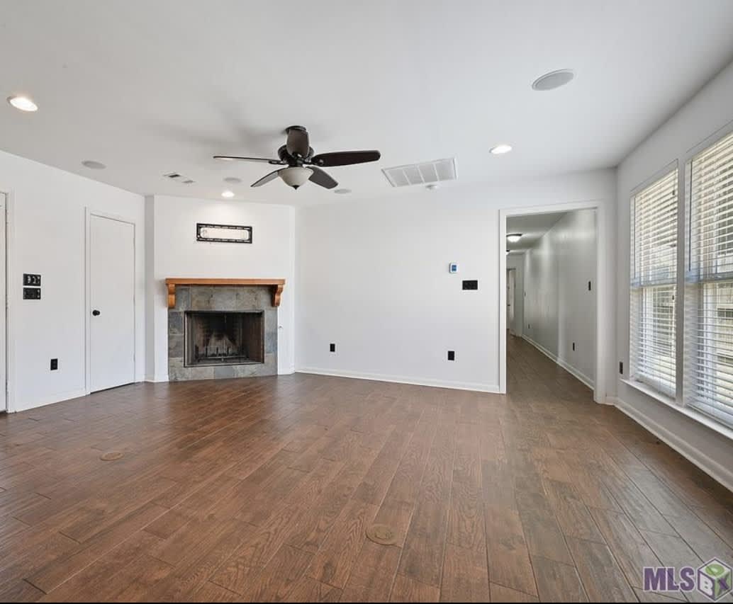 4923 Newell Street – photo 1