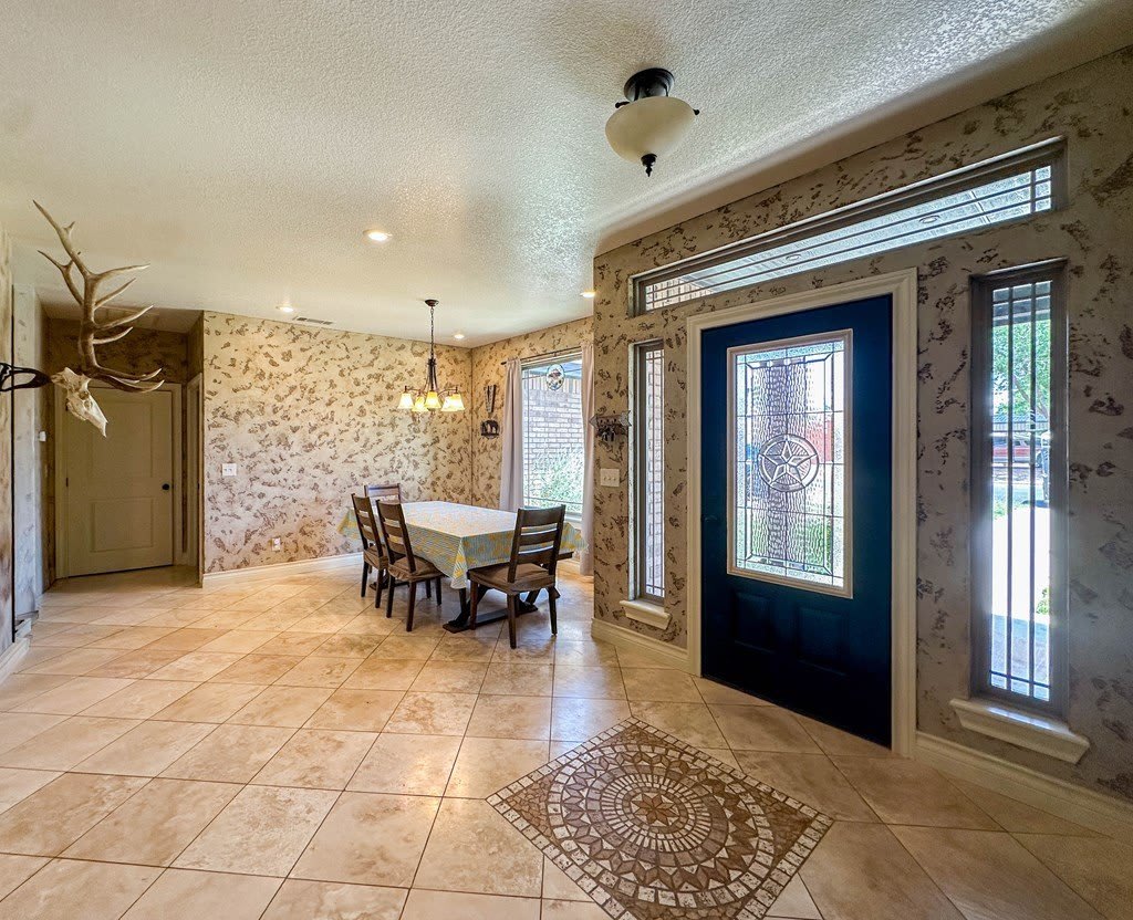 806 SW 7th St – photo 5