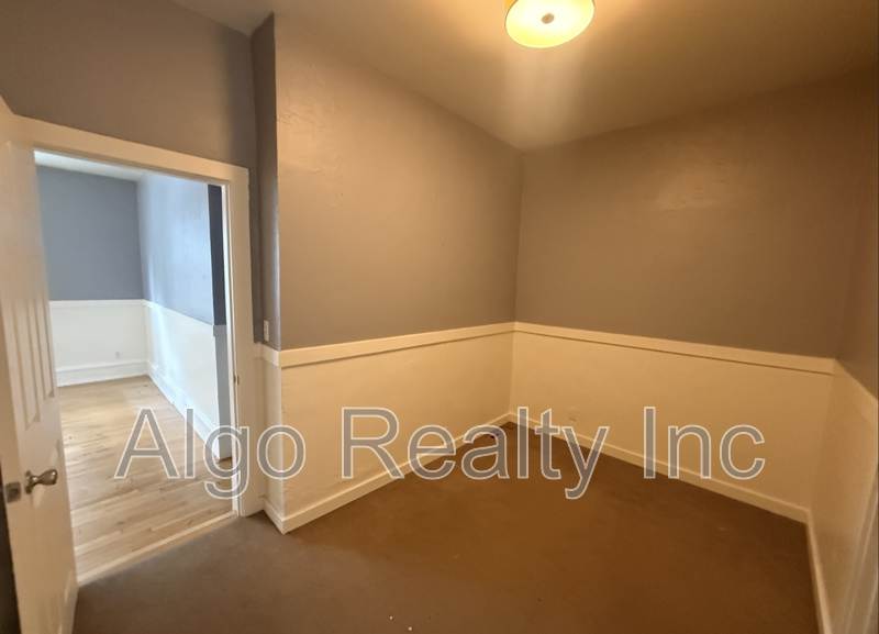690 Northeast Lowry Avenue – photo 5