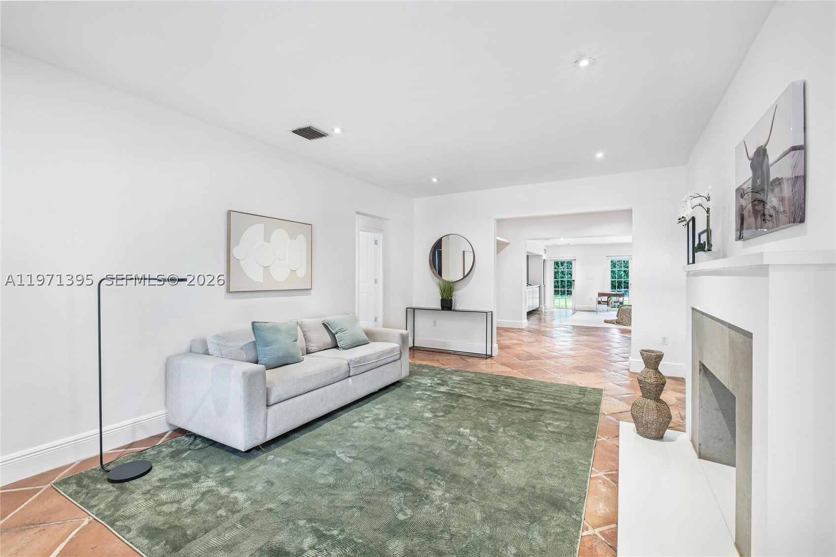 4150 Ventura Ave – photo 5