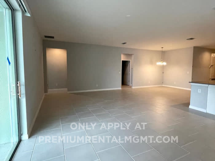 1415 Grassland Ave – photo 2