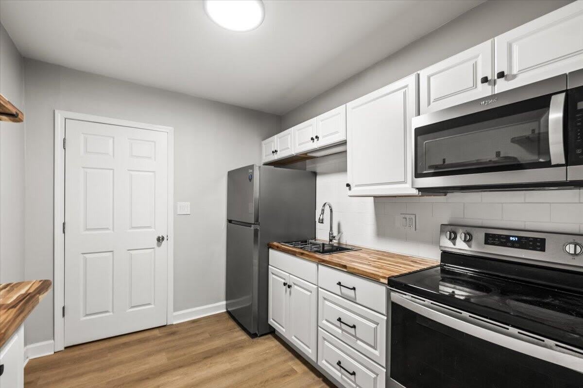 524 S Lovell Avenue – photo 5