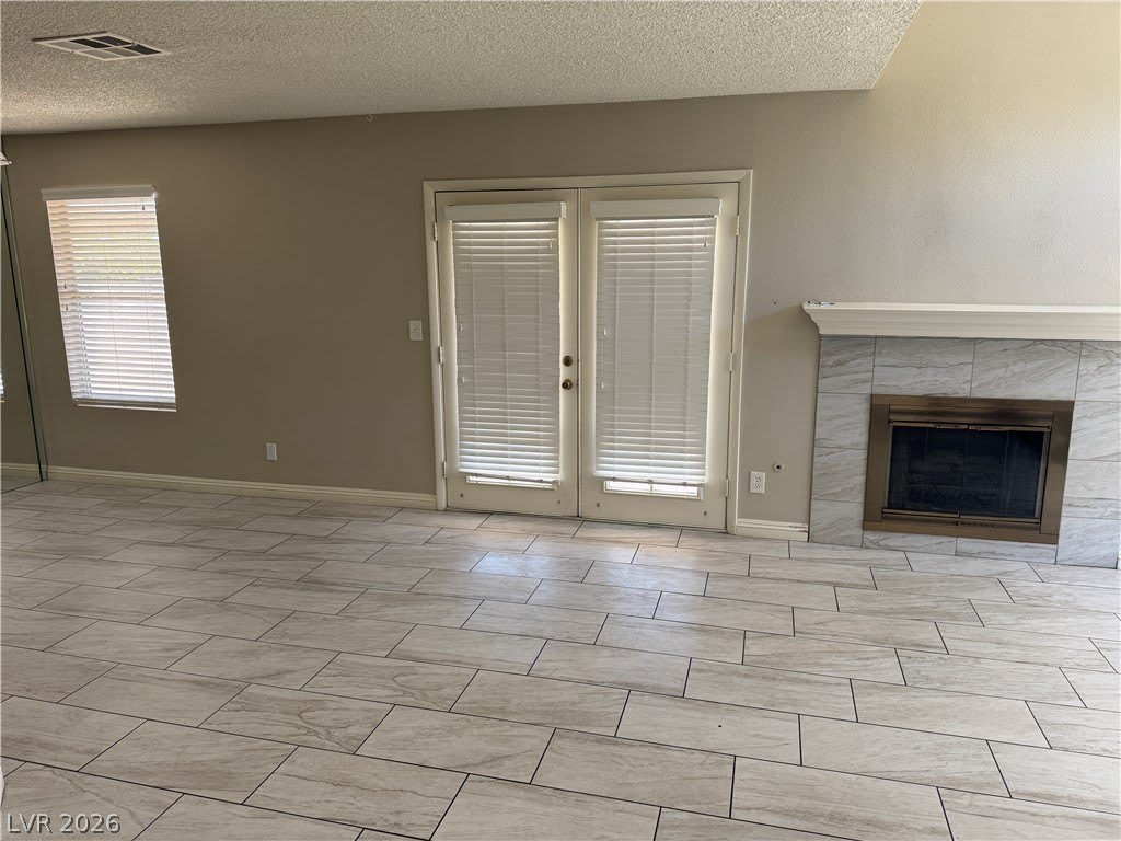 8653 Freeport Lane – photo 4