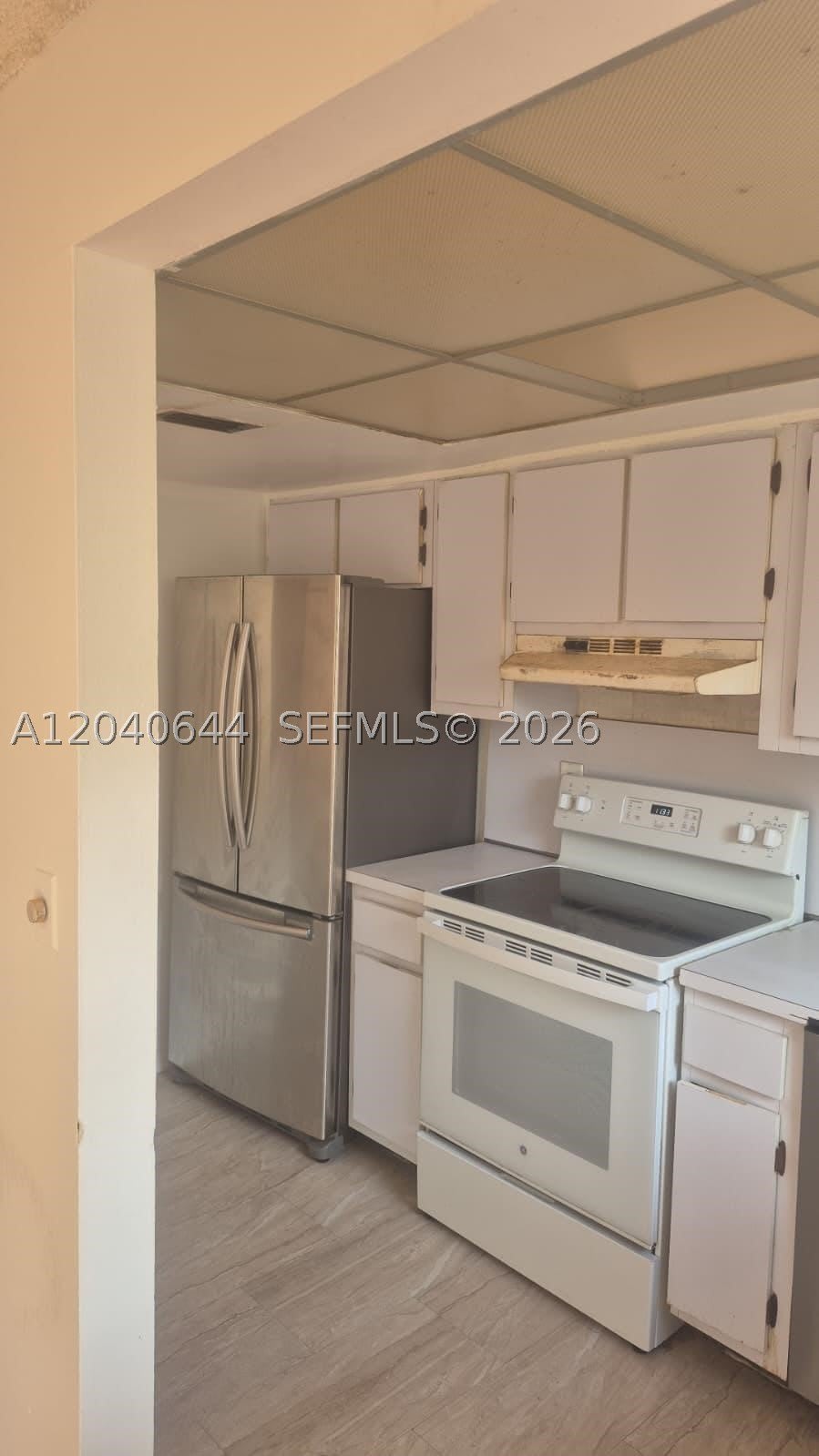 8617 NW 35th St – photo 3