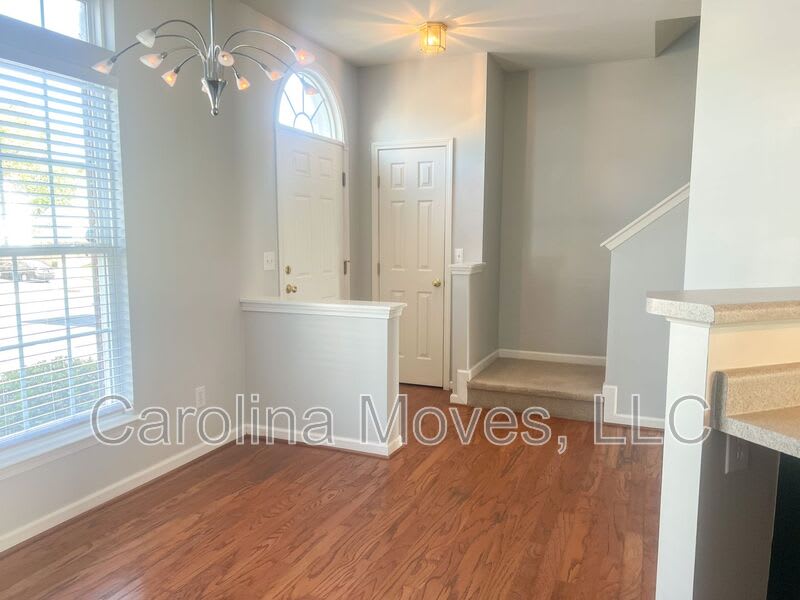223 Spring Crossing Circle – photo 3