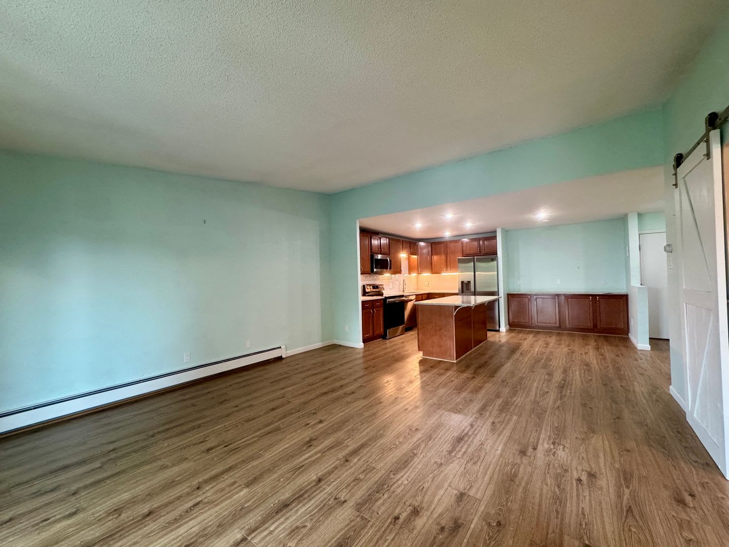 55 Large 2 Bed 2 Bath Condo – photo 3