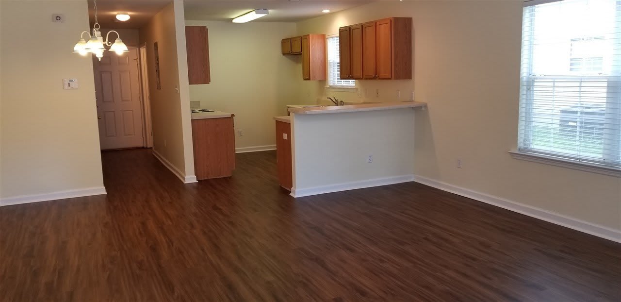 2009 Fannie Drive – photo 4