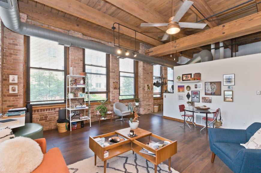 400 S Green Street – photo 1