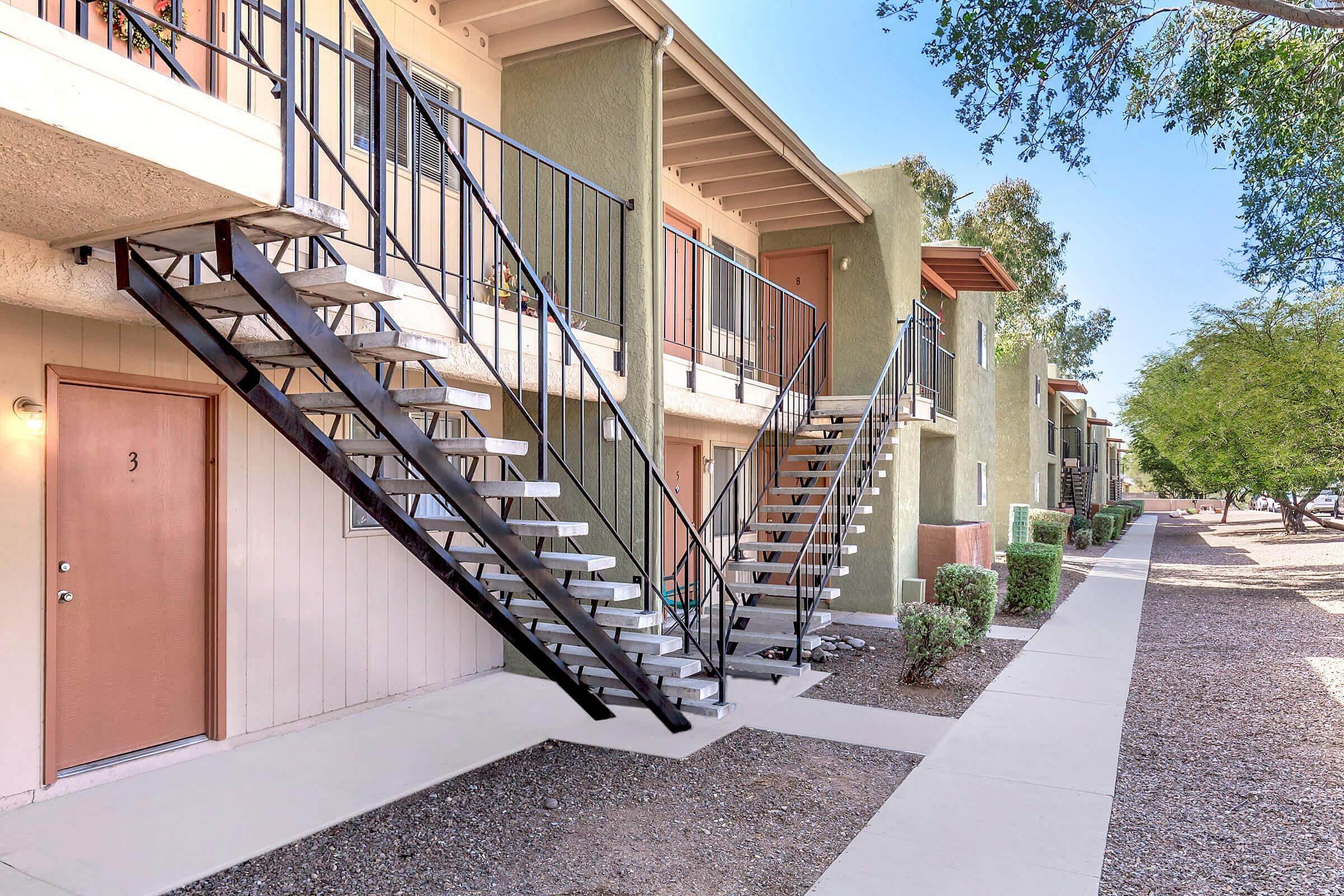 Mountain Village Apartments – photo 1