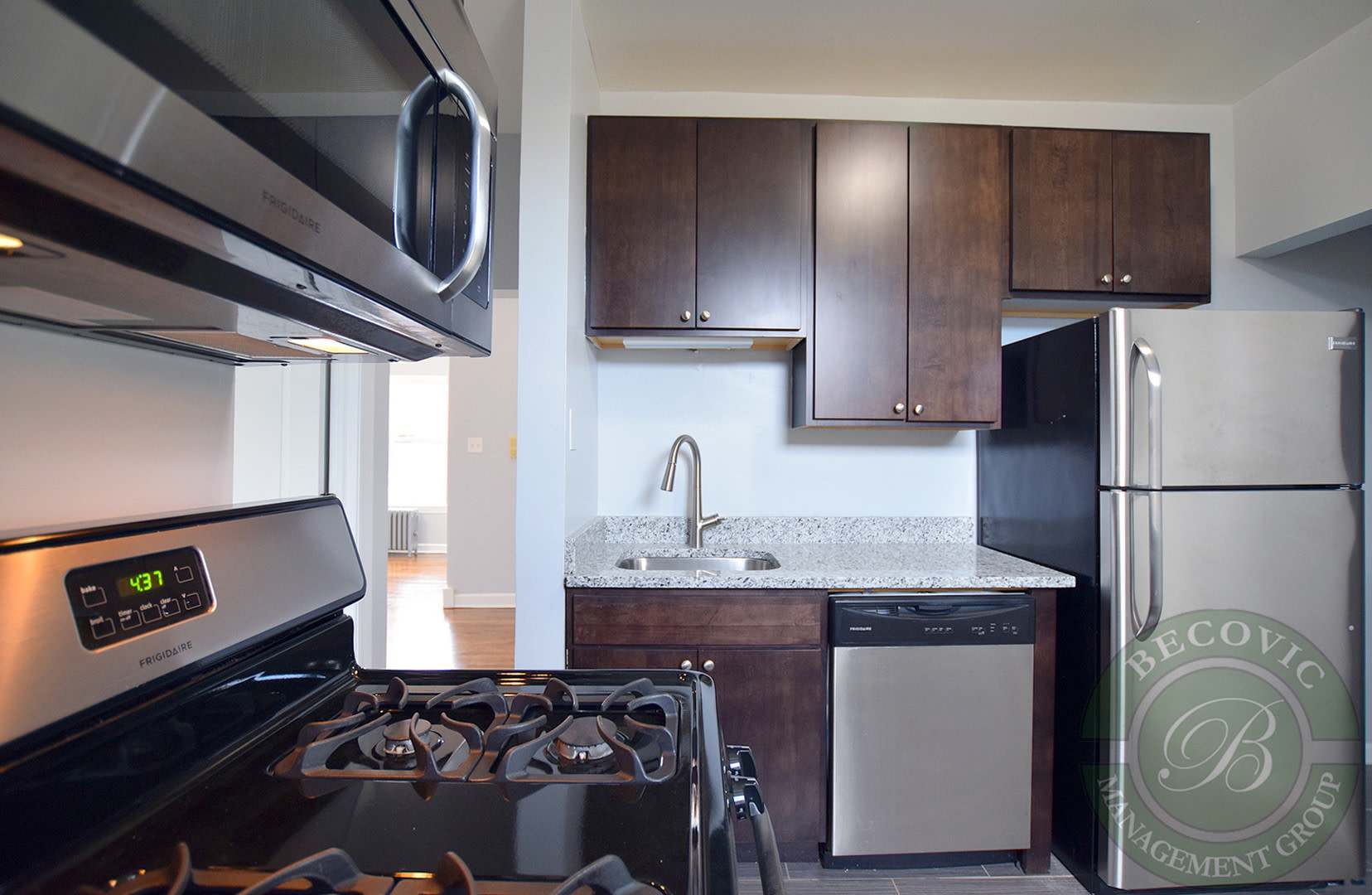 1724 W Juneway Terrace – photo 4