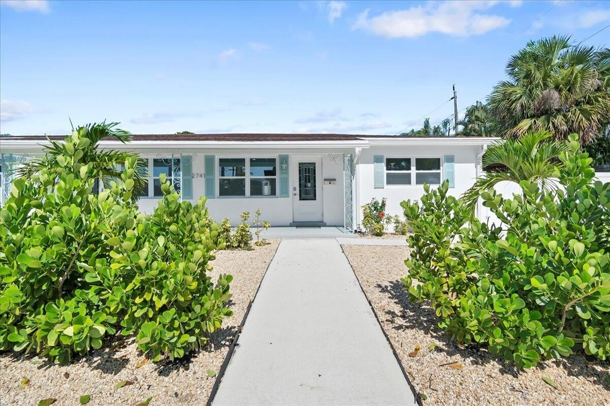 2741 Parker Avenue – photo 3