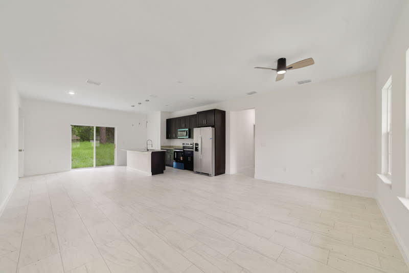 3355 W Marie Dr – photo 2