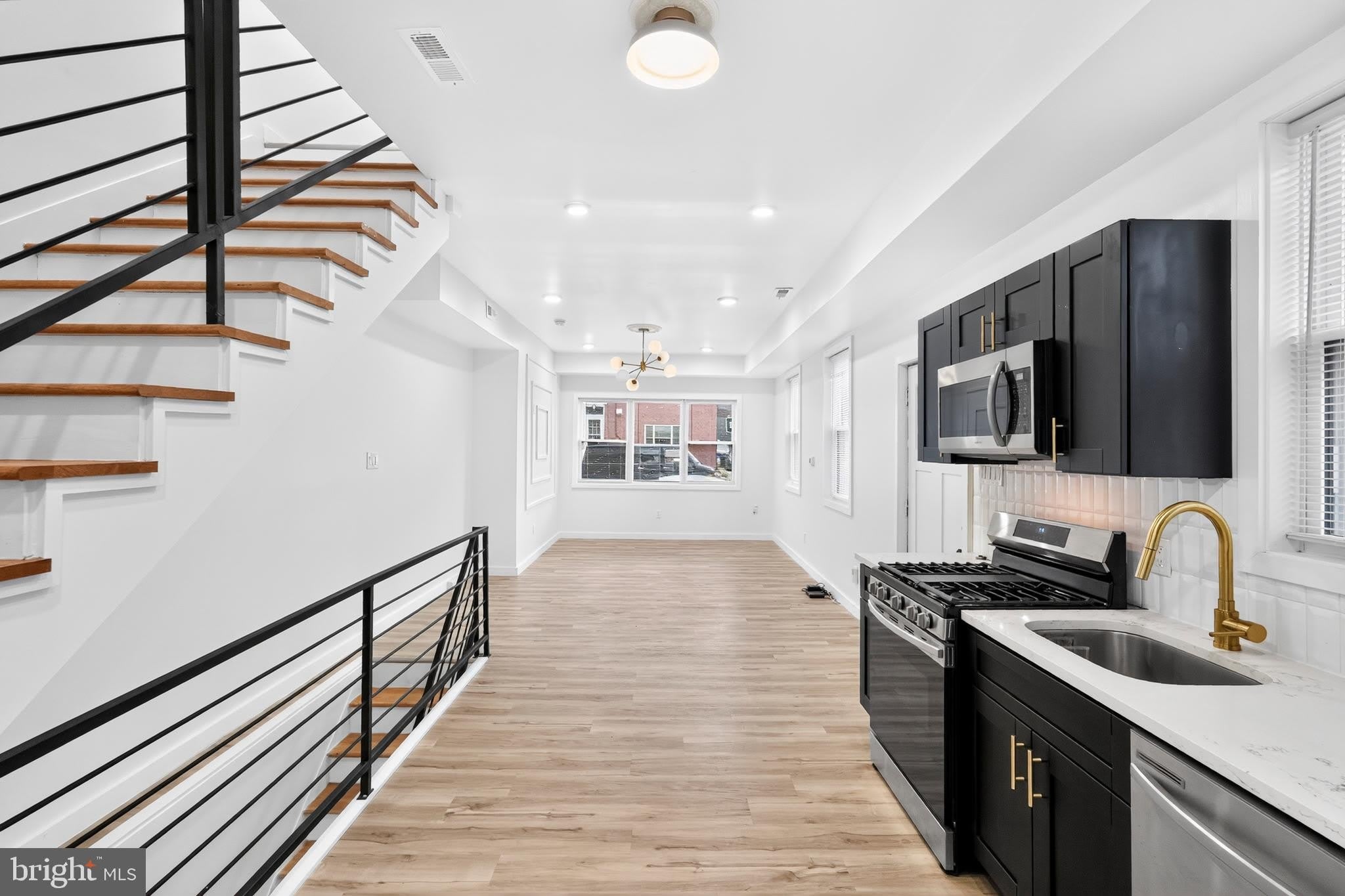 2613 TULIP Street – photo 3