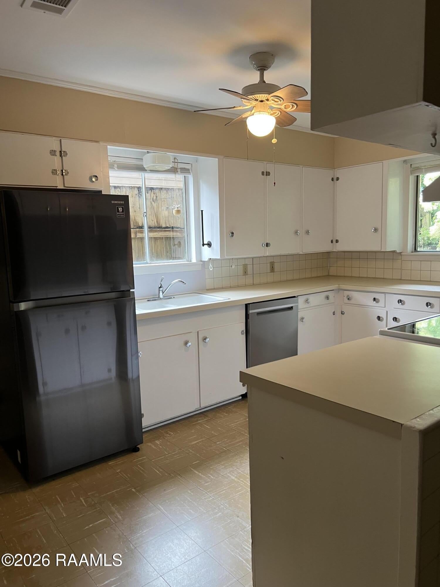 419 Saint Joseph Street – photo 3
