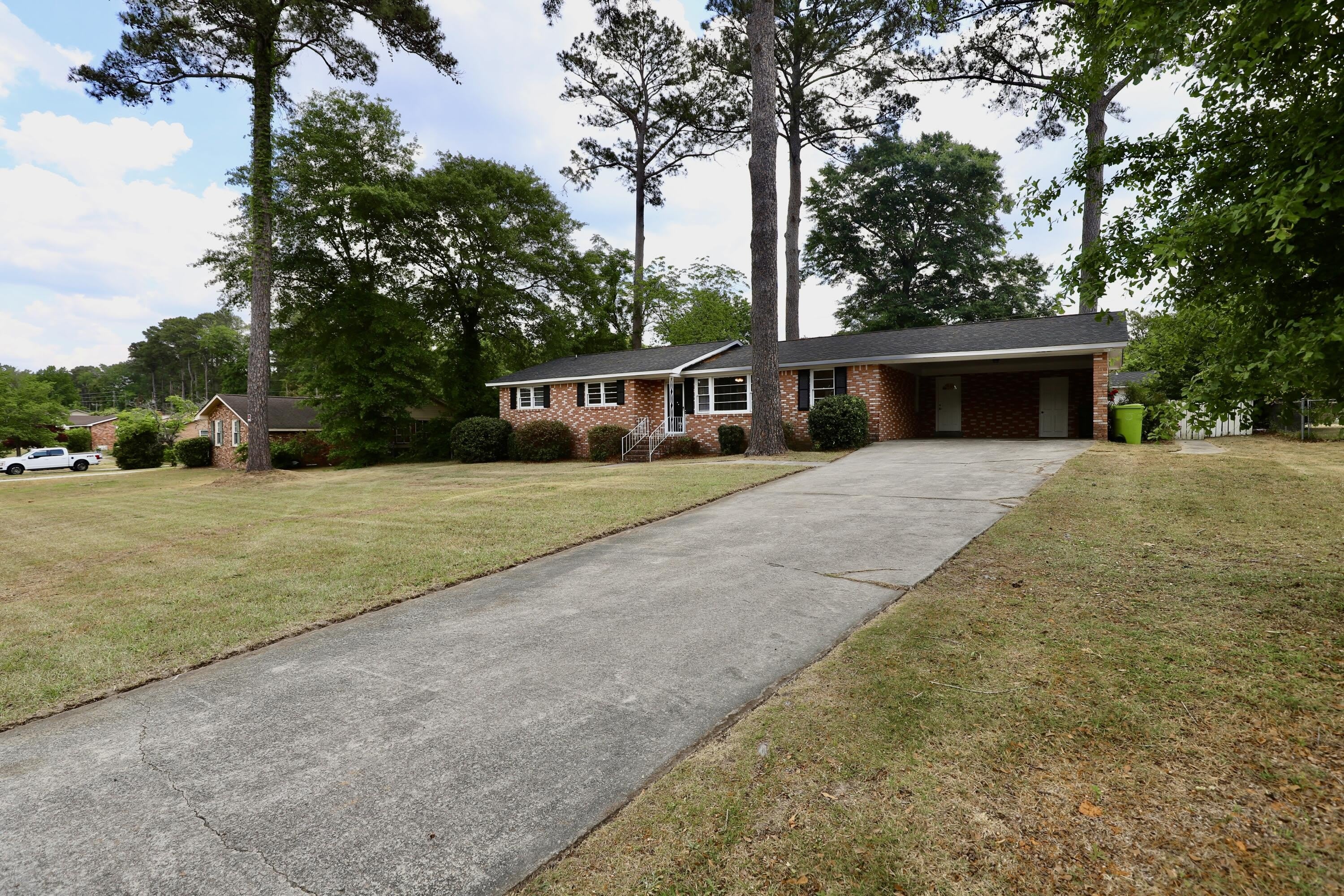 1912 Dominion Drive – photo 3