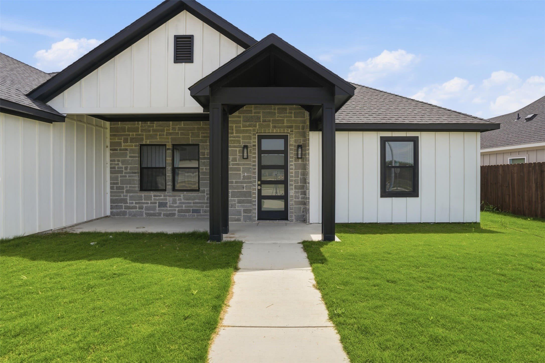 544 Highview Court – photo 3