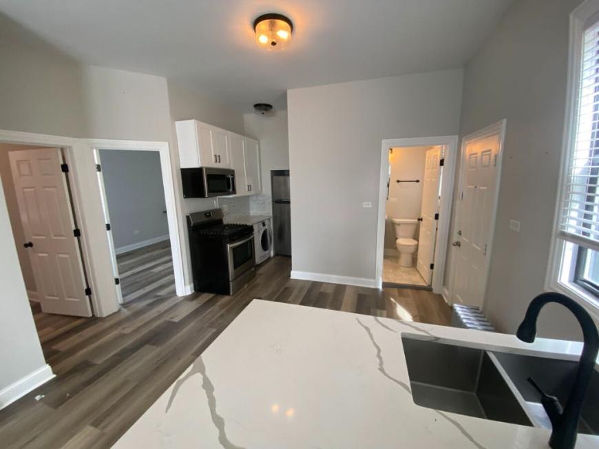 2658 W Huron St – photo 2