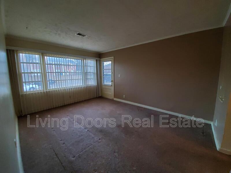 323 S 47th St – photo 5