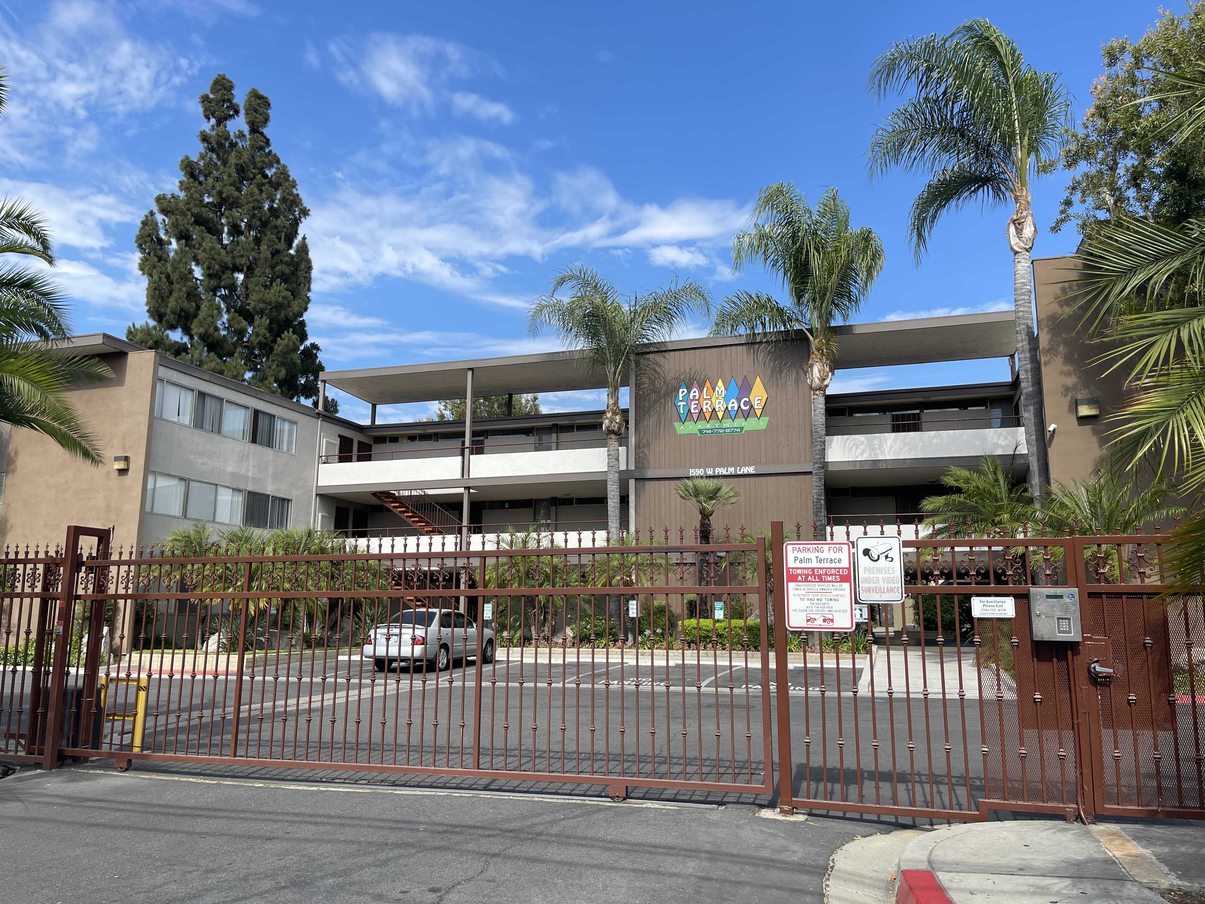 Palm Terrace – photo 1