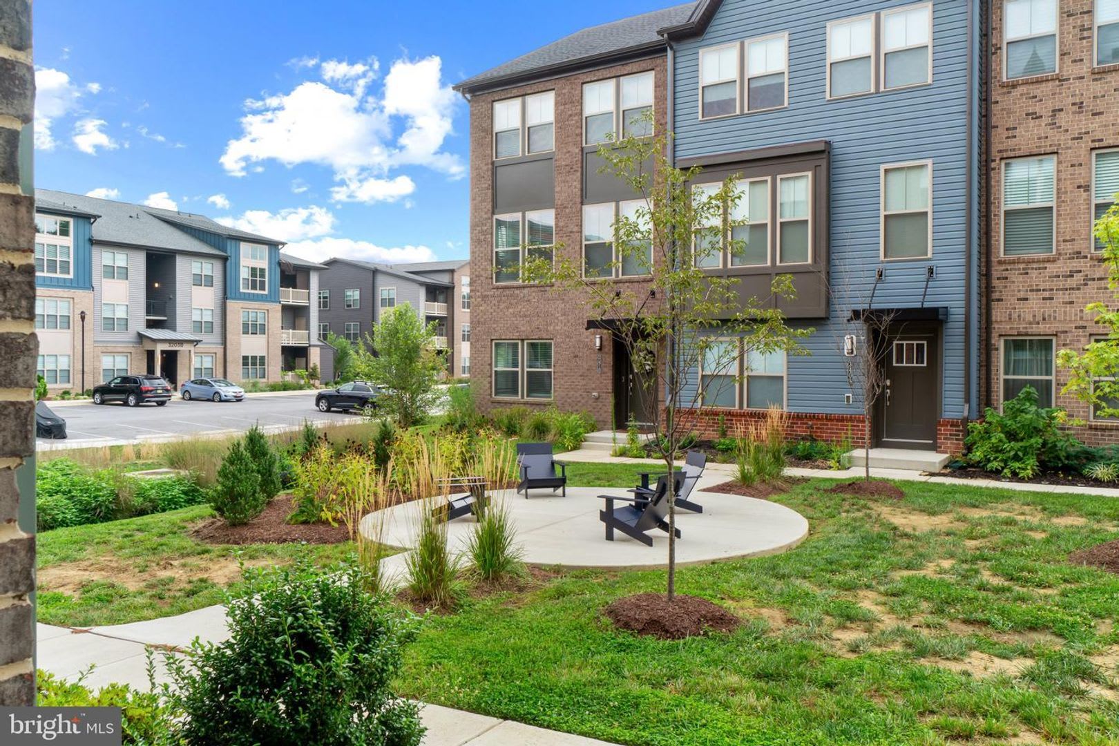 Welcome to this exceptional 3bd 2/2bth home in the Watershed community in Laurel – photo 3