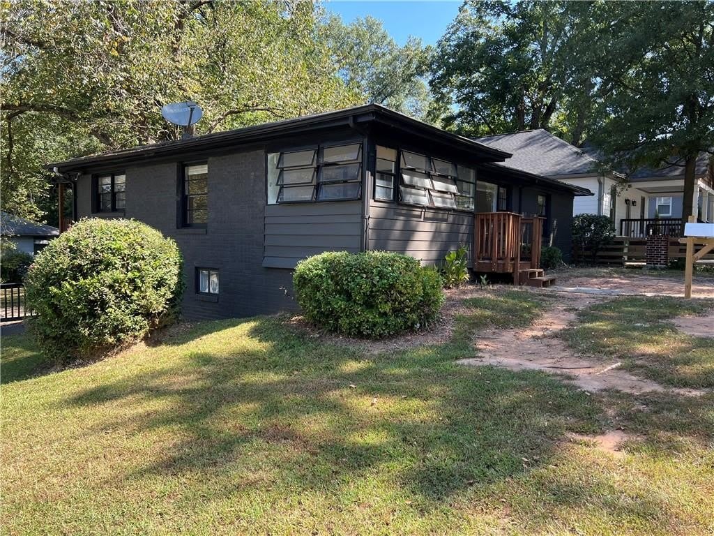 1215 Westview Drive SW – photo 1