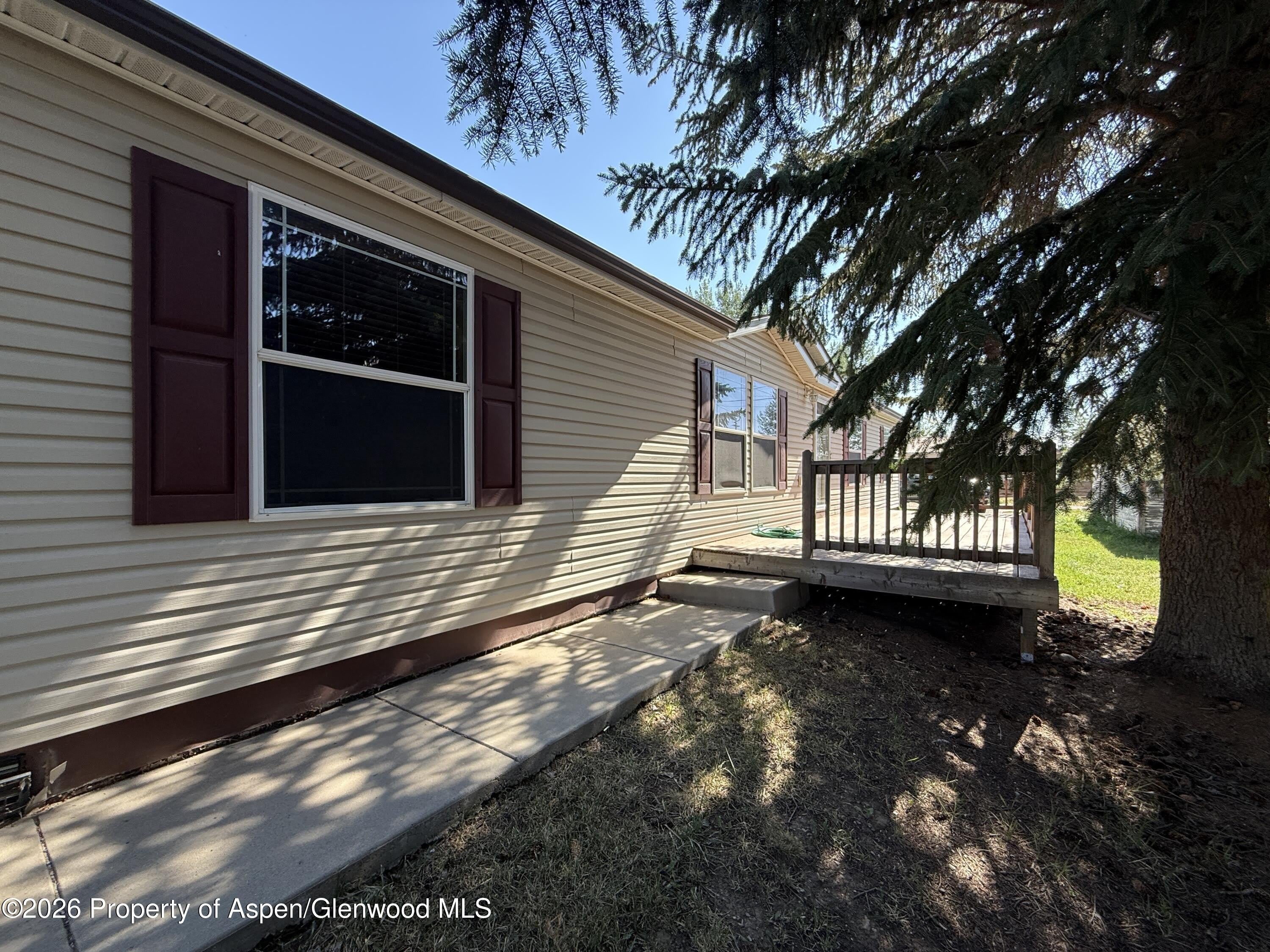 366 S 2nd Street – photo 5