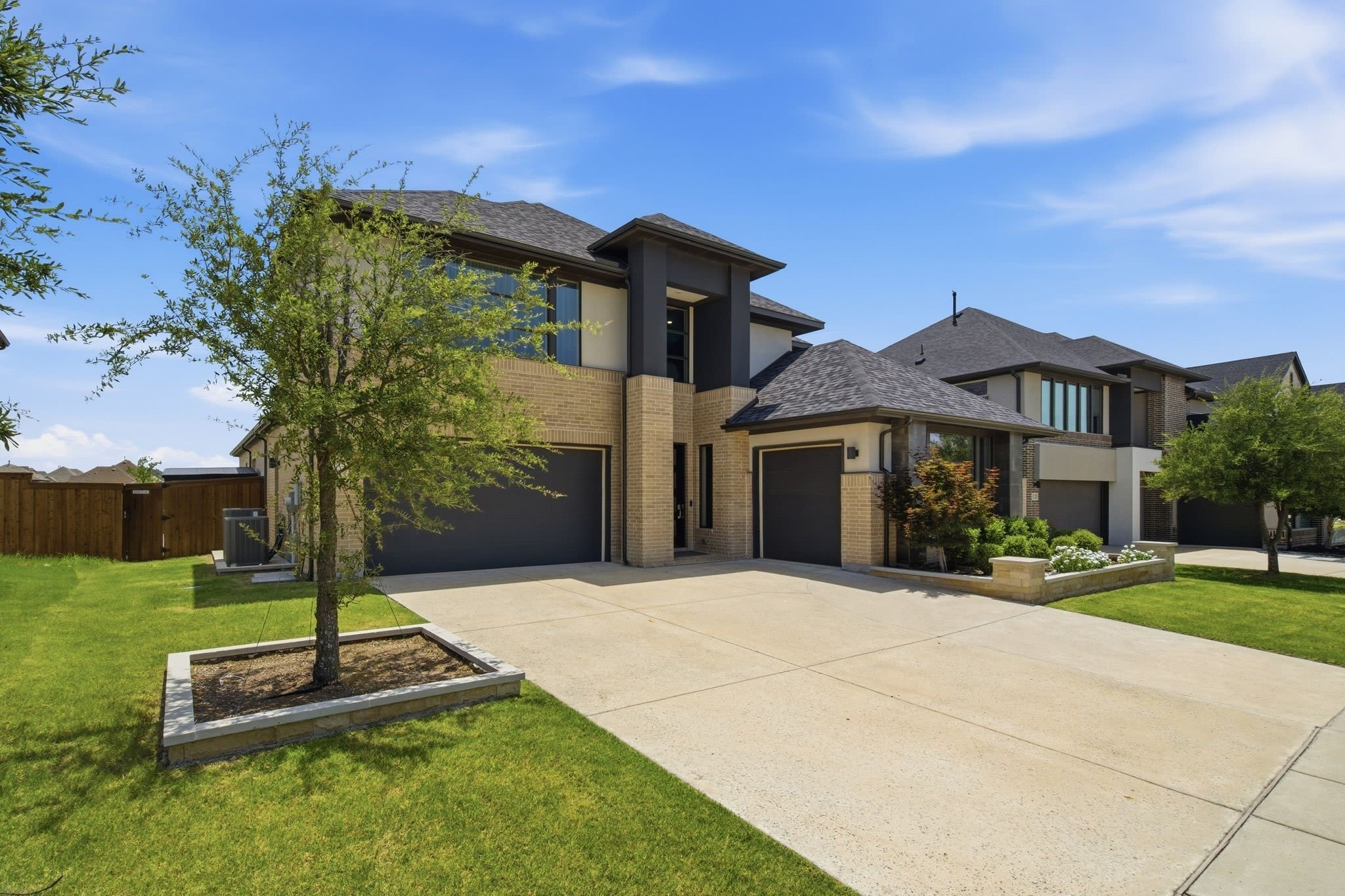 4011 Woodbine Lane – photo 2