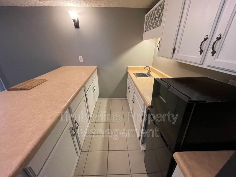 320 Rangely Dr – photo 4