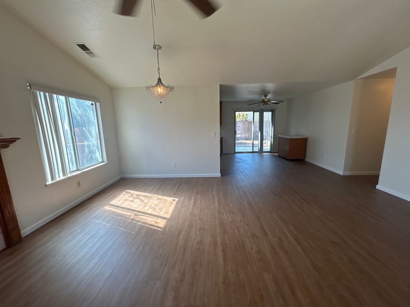 1589 Joett Drive – photo 2