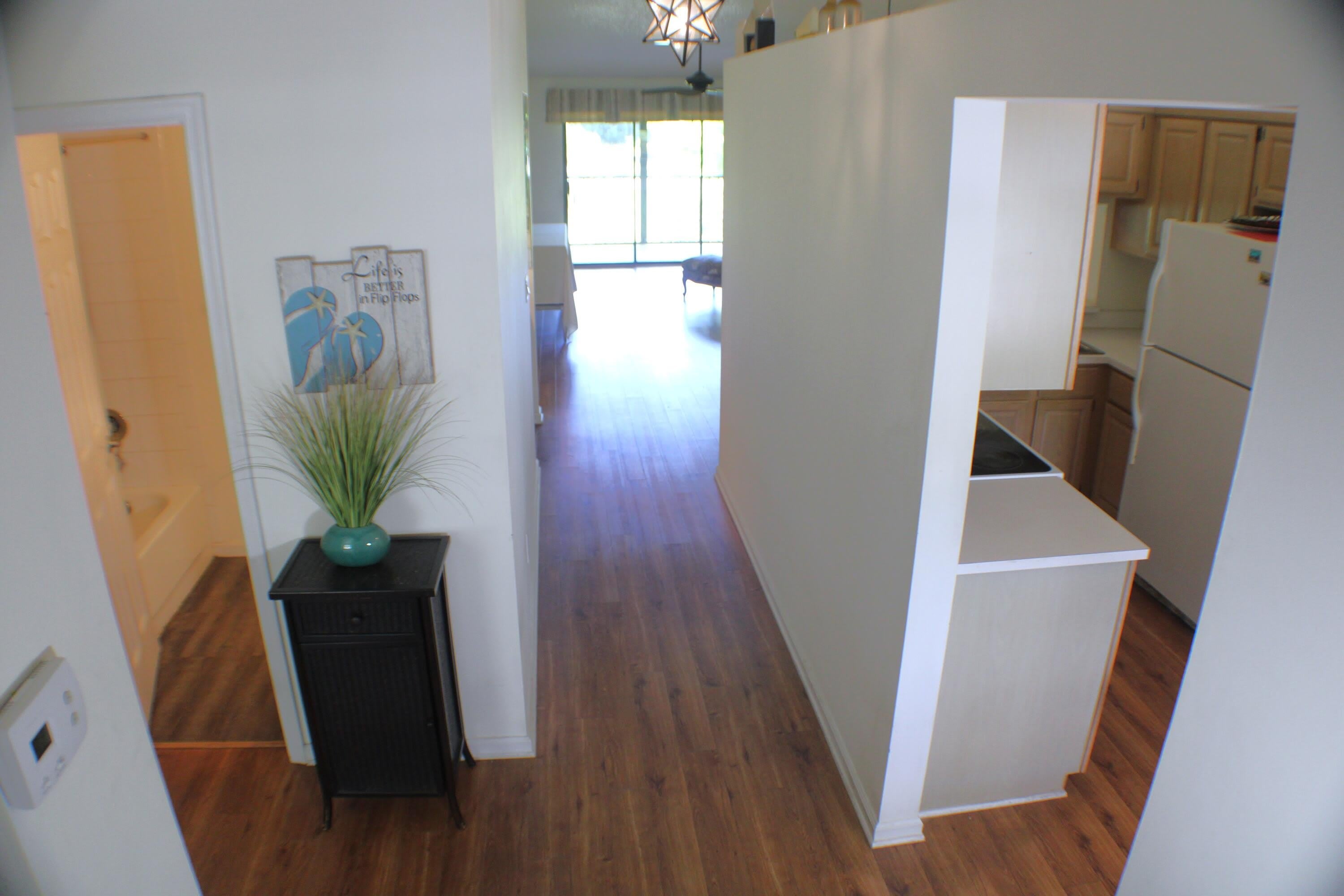 1082 Keystone Drive – photo 3