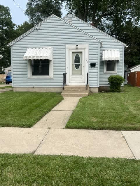 1462 Calvin Avenue Southeast – photo 1