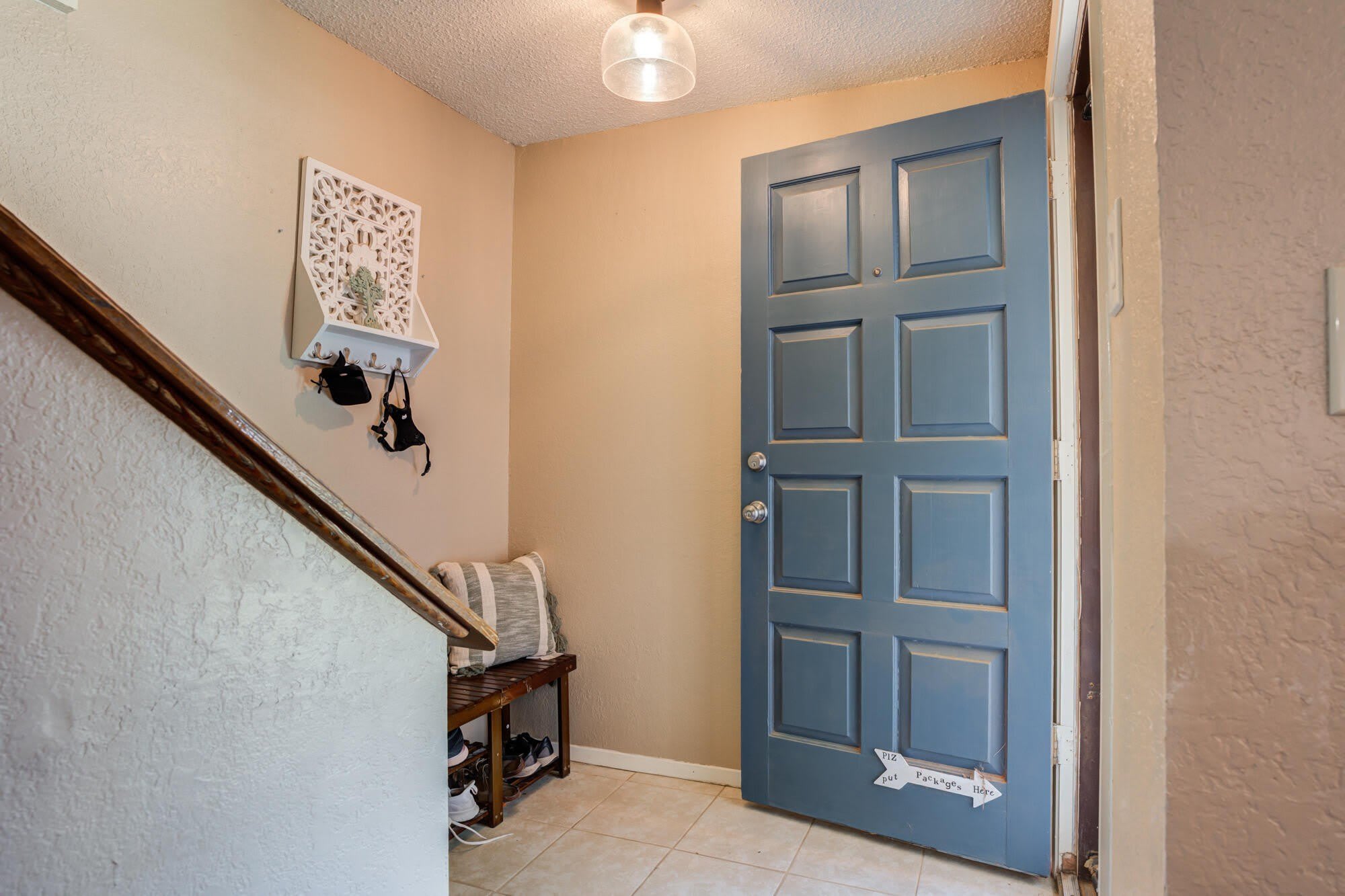 8633 Knoxville Drive – photo 1