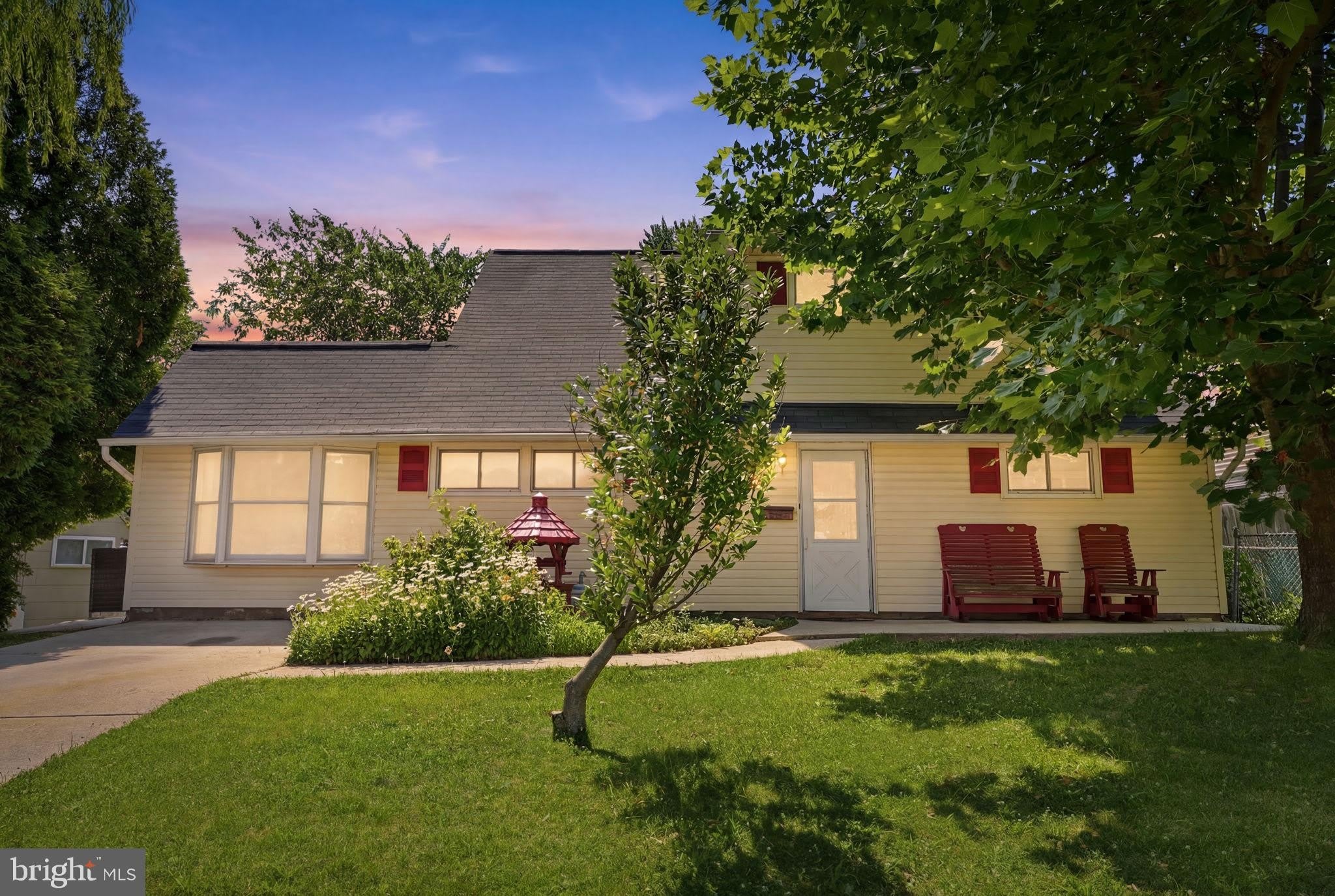 407 HOLLY Drive – photo 1