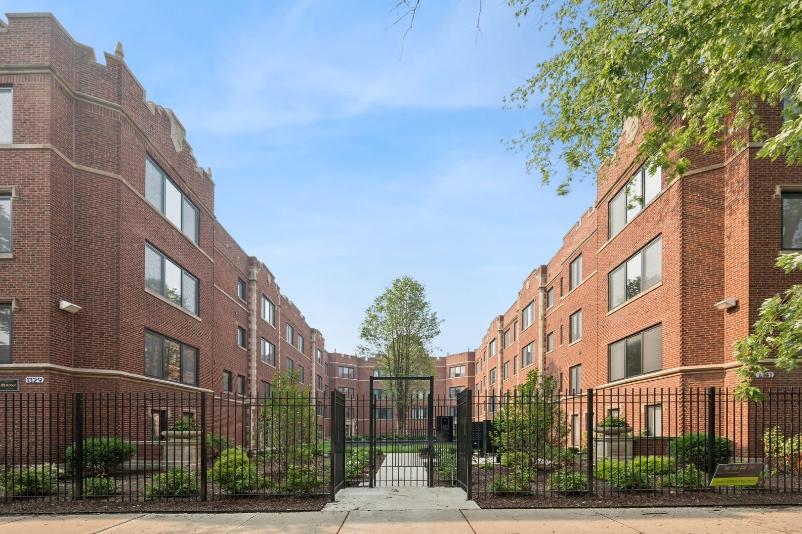 1335 W Estes Avenue – photo 1