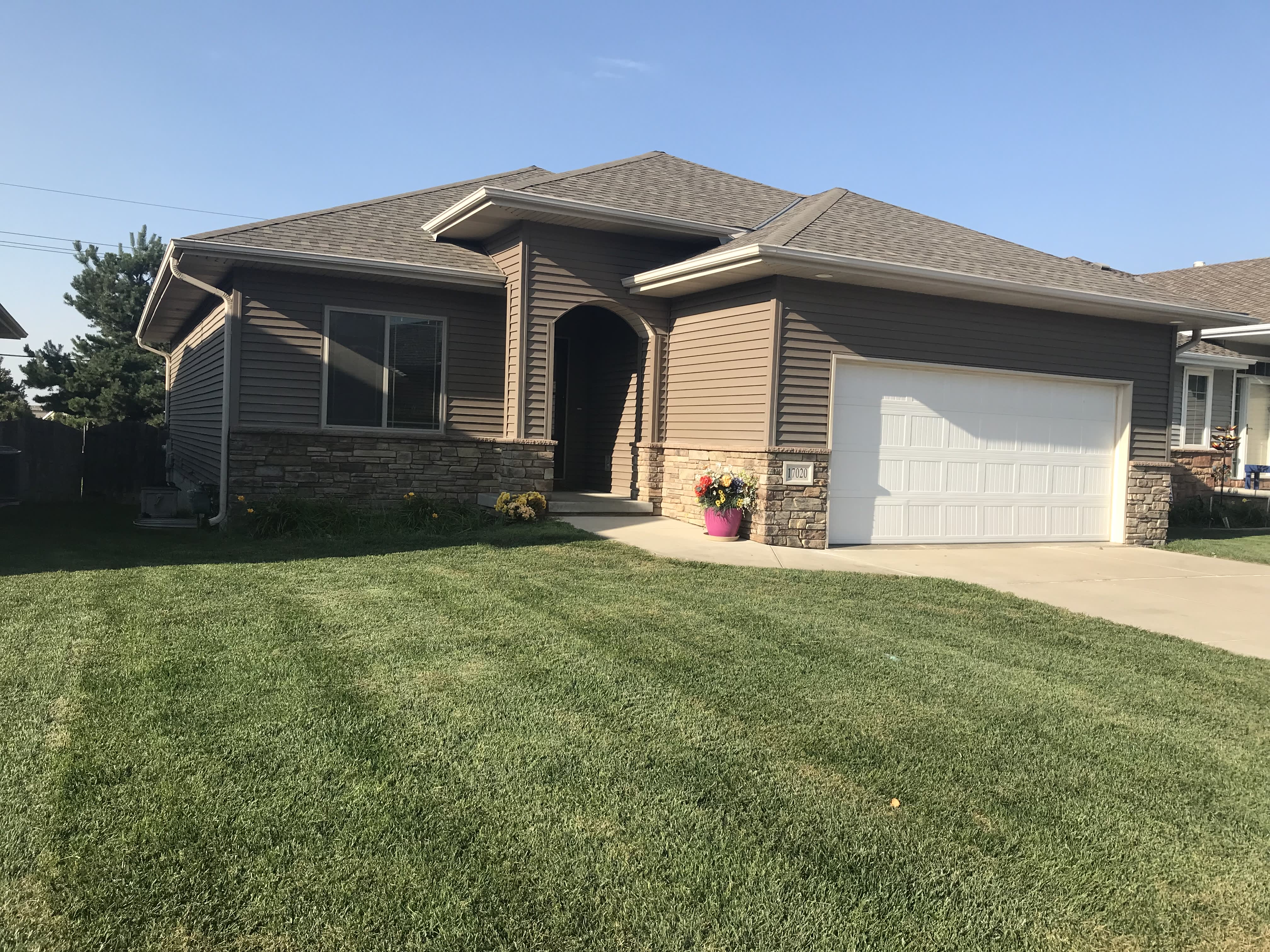 17020 Cypress Street – photo 1