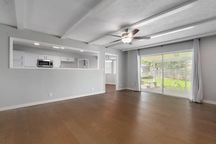 1919 East Meadow Drive – photo 4