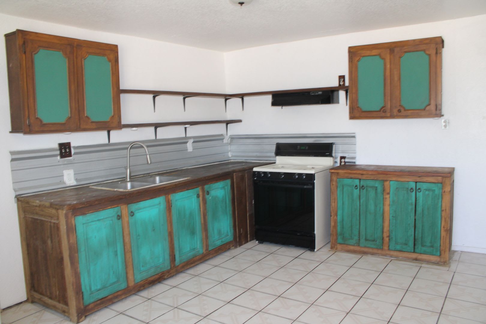 1368 REID RD. #B – photo 5