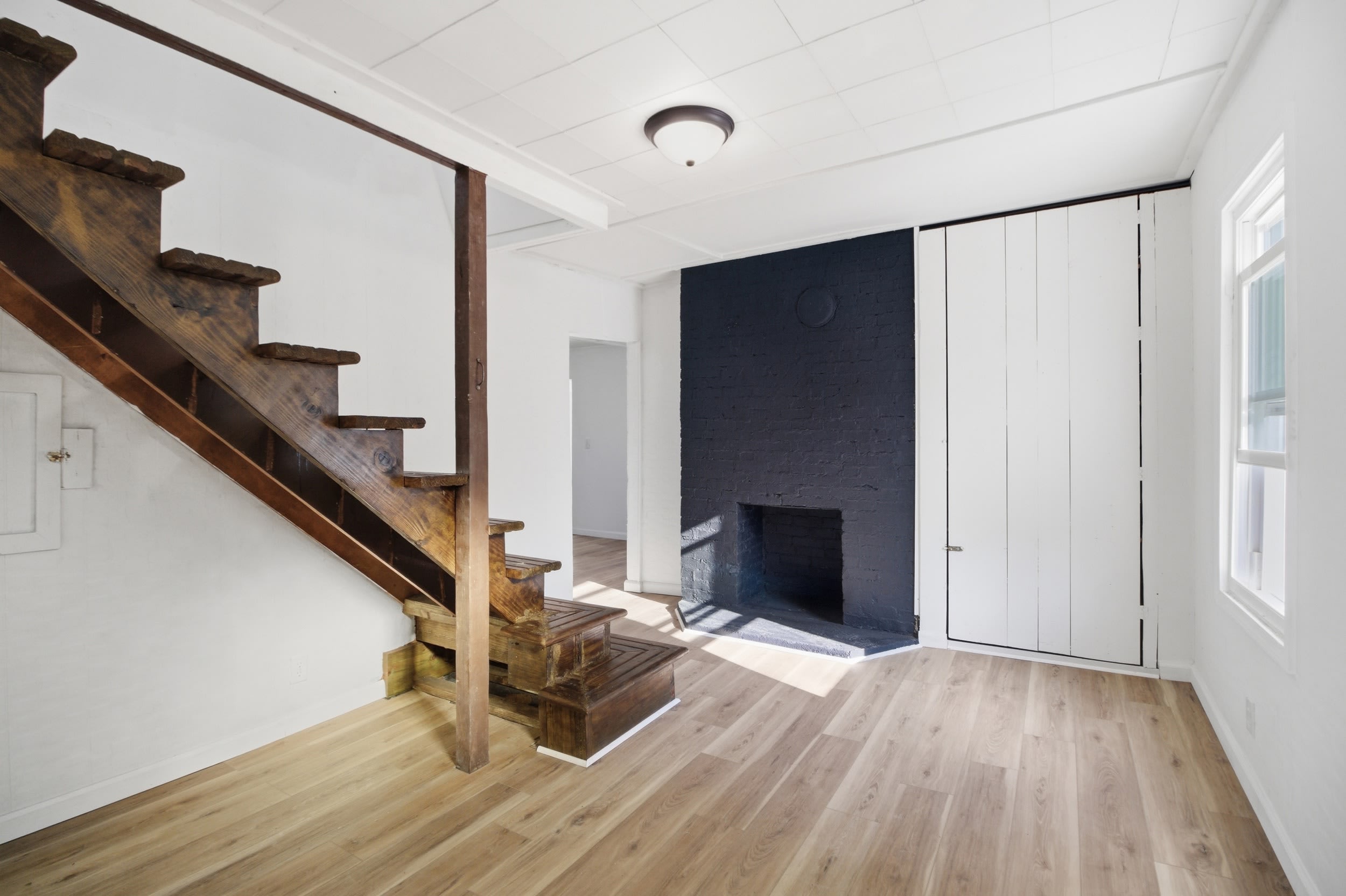 318 Mcclure St – photo 2