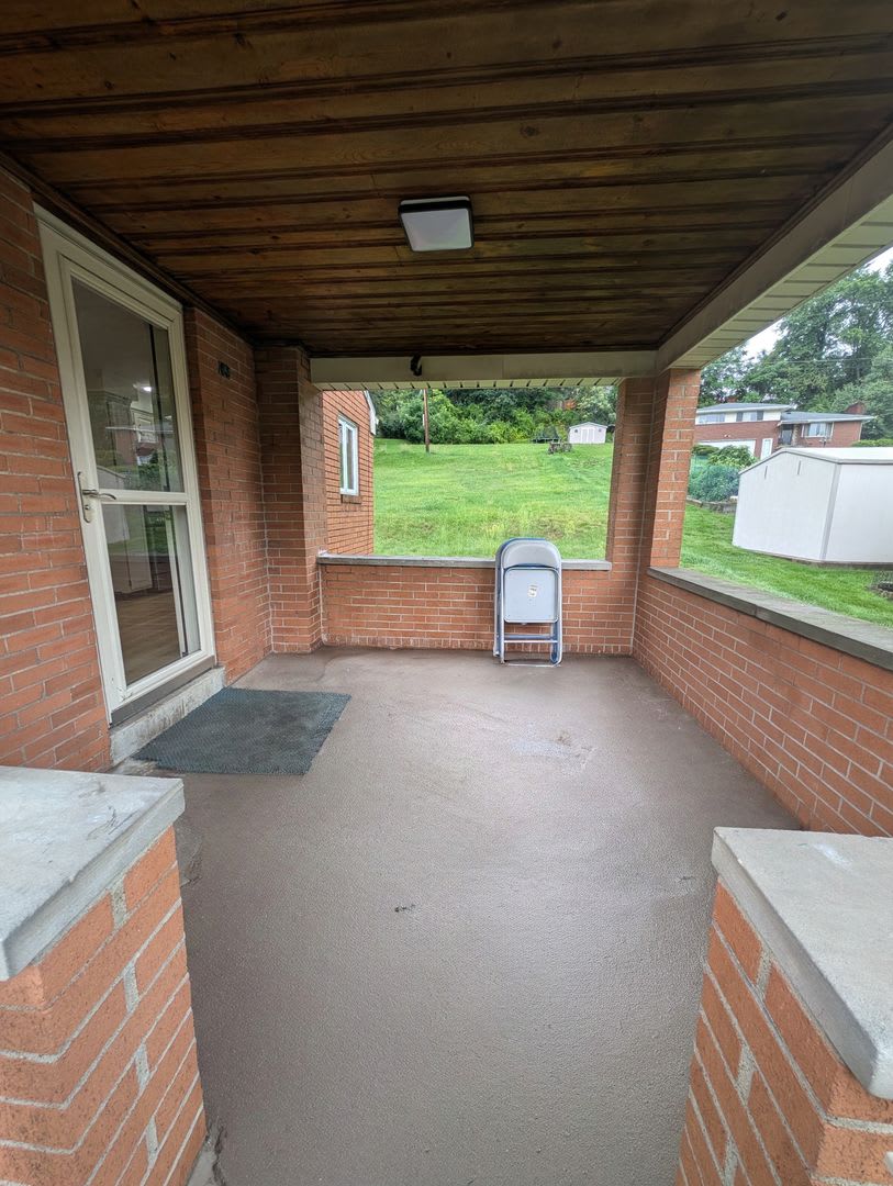 Newly Renovated 3Bd/2 Bath Home -- Available NOW! – photo 2