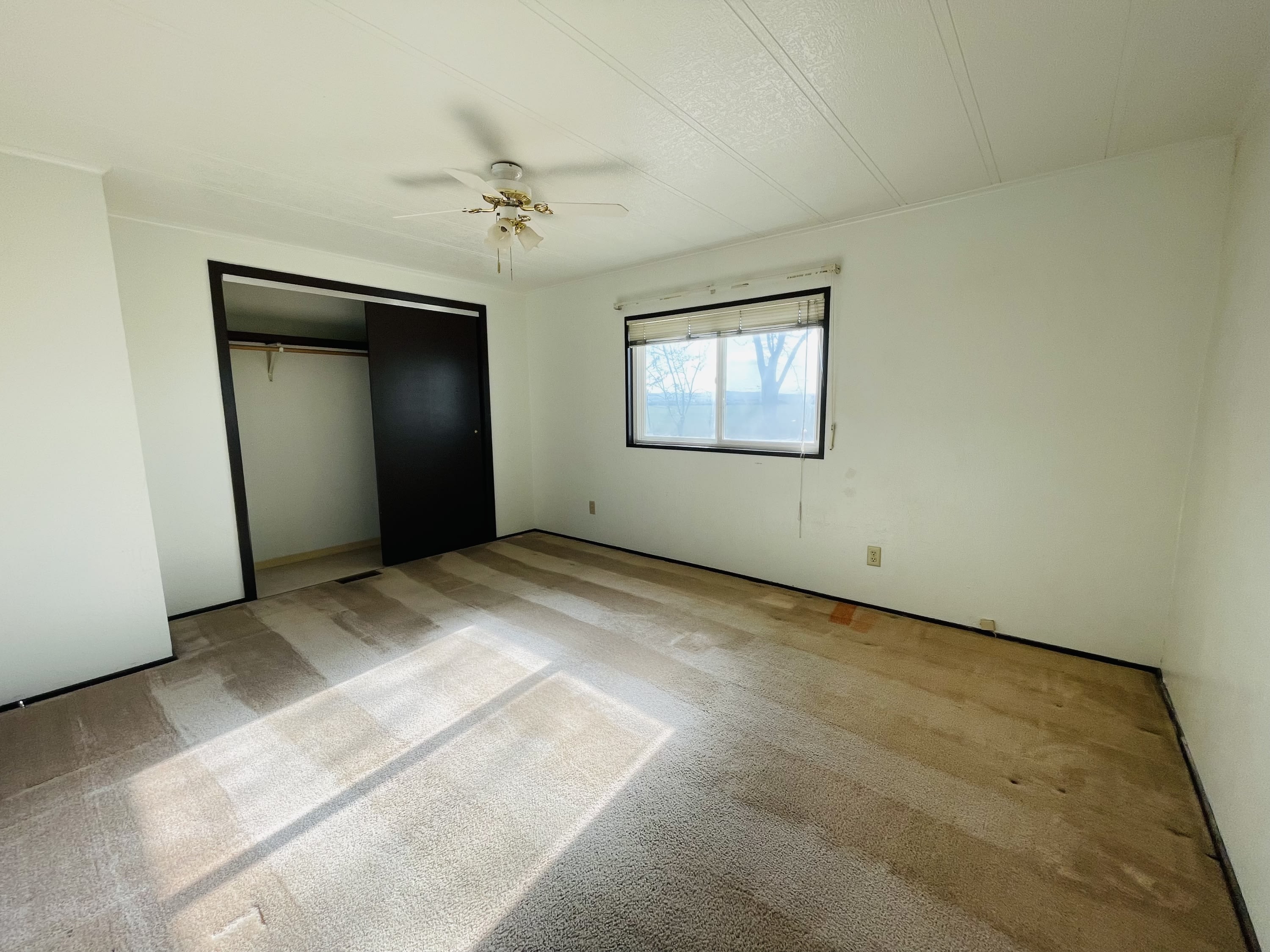 852 Dodge Lane – photo 2